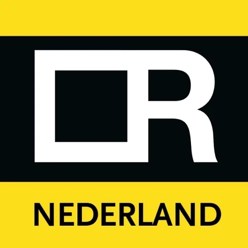 Voorbeeld van een grafiek die de kostenvergelijking toont tussen een hybride warmtepomp en een traditionele Cv-ketel over een periode van 15 jaar, met cumulatieve kosten voor energieverbruik en installatie.